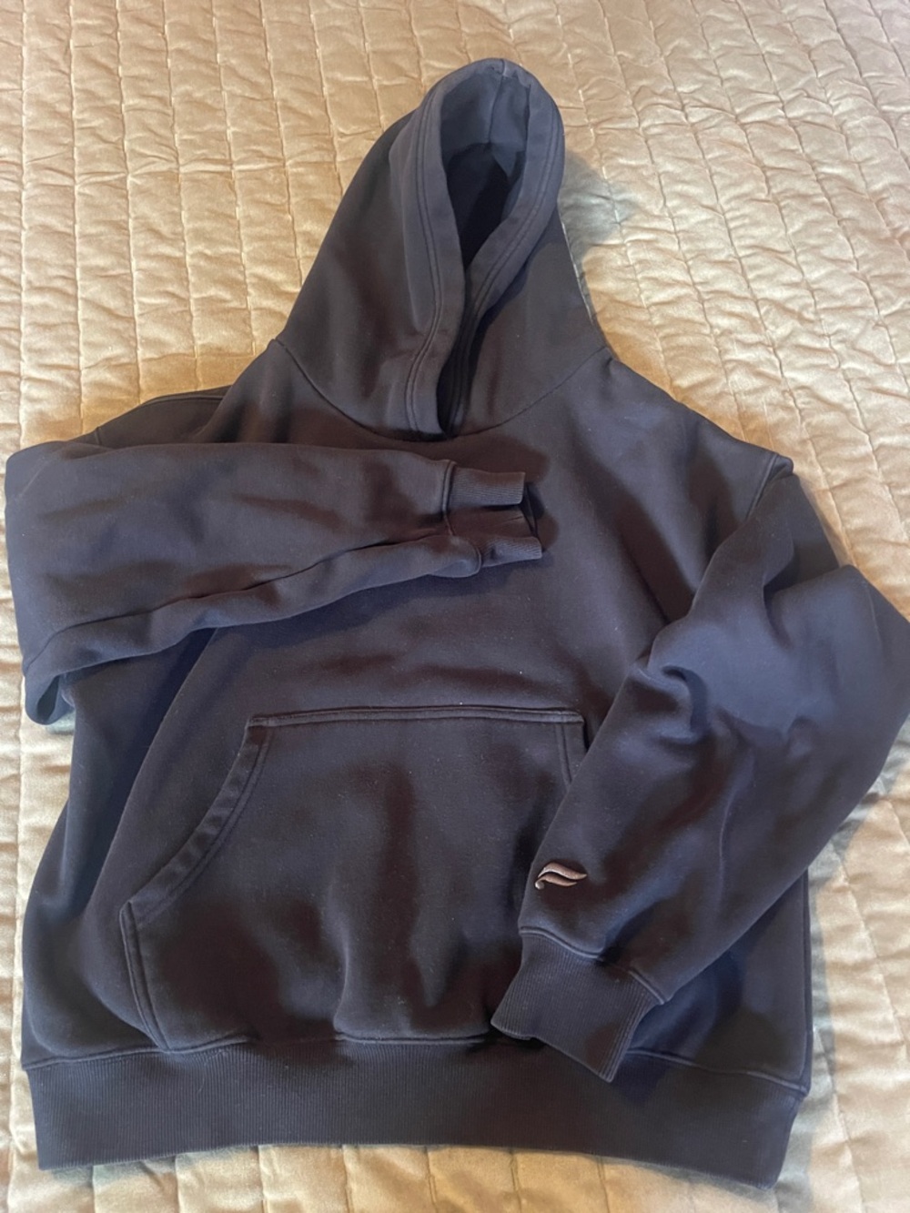 Fabletics cropped Black Hooded Sweatshirt
